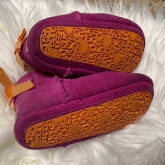 UGG Infant Size 4/5 12-18 months Pink Jesse Bow Boots - Picture 5 of 7